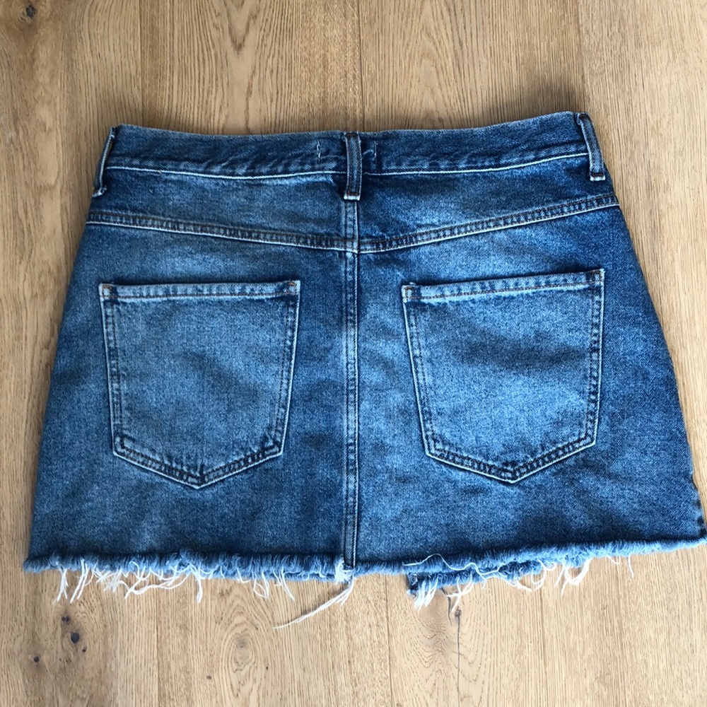 Forever 21 Denim Button Fly Mini - Picture 3 of 4